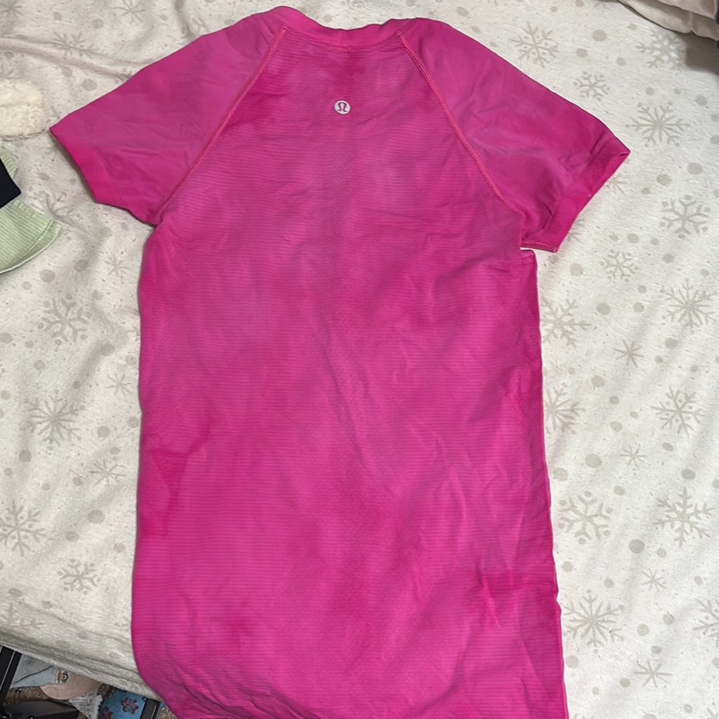 Lululemon Sonic Pink Swiftly Size 2 Like New